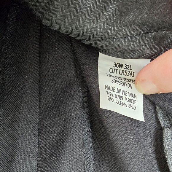 Kenneth Cole Reaction Mens Black Dress Pants 36W x 32L Polyester/Rayon - Picture 3 of 6